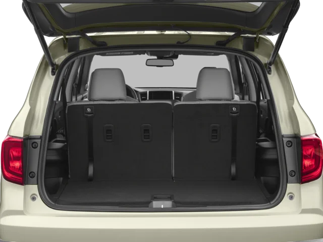Used 2017 Crystal Black Pearl Honda Touring image 9