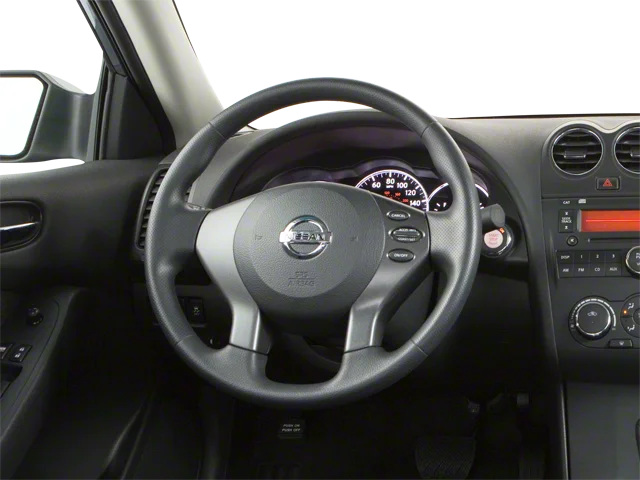 Used 2010  Nissan 2.5 S image 6