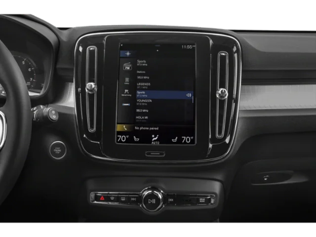 Used 2021 WHITE Volvo Momentum image 7