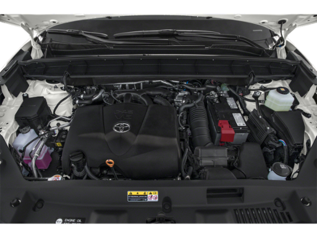 Used 2021 White Toyota XLE image 9