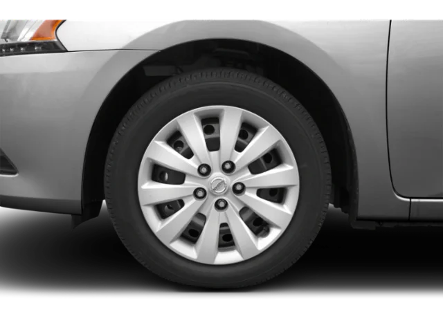 Used 2015 Silver Nissan S image 9
