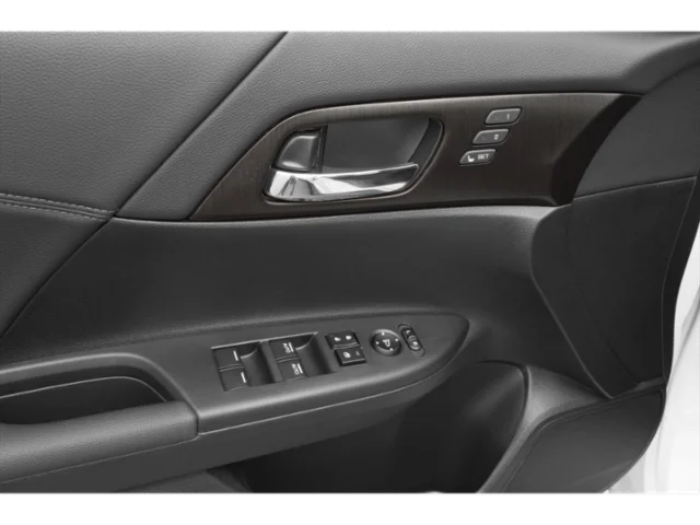 Used 2013 Blue Honda EX-L image 19
