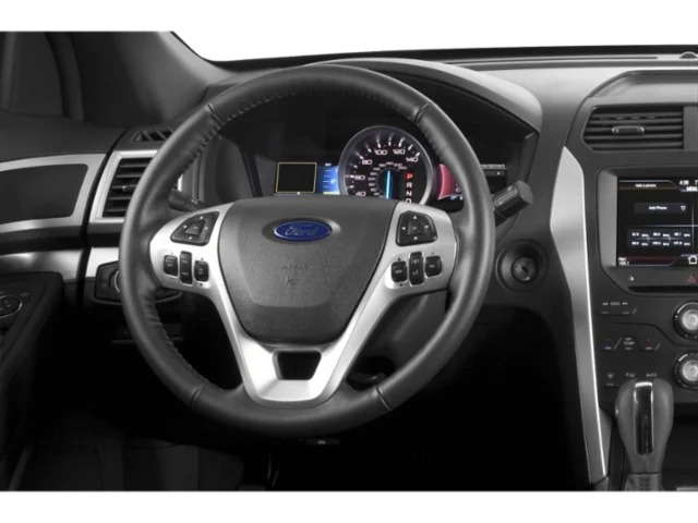 Used 2015  Ford XLT image 6