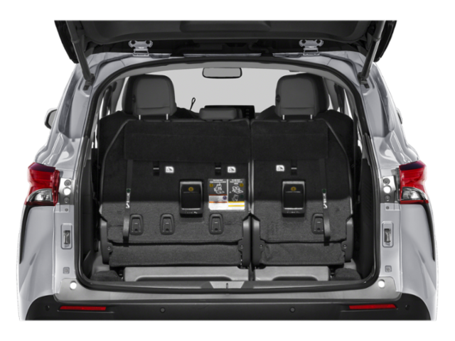 Used 2023 Pear Toyota XLE image 10