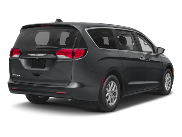 Used 2017  Chrysler LX image 2