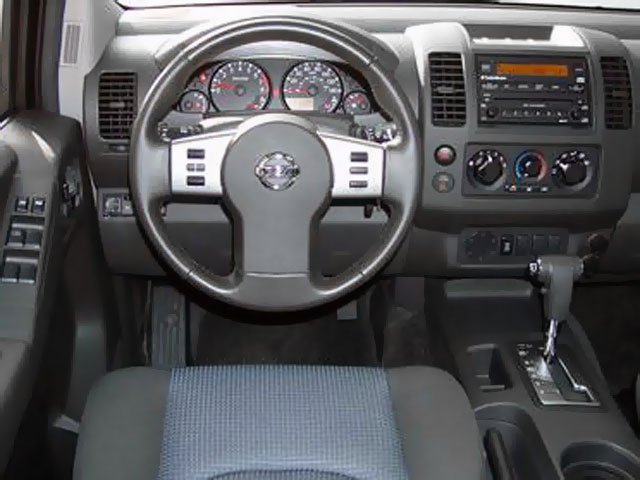 Used 2008 Black Nissan SE image 4