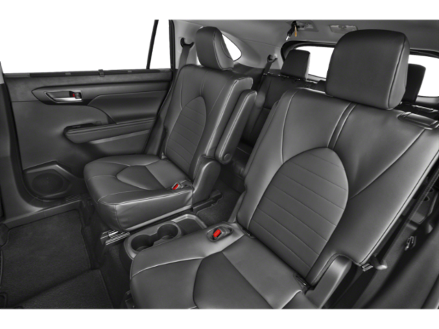 New 2026 Pearl Toyota XLE image 10