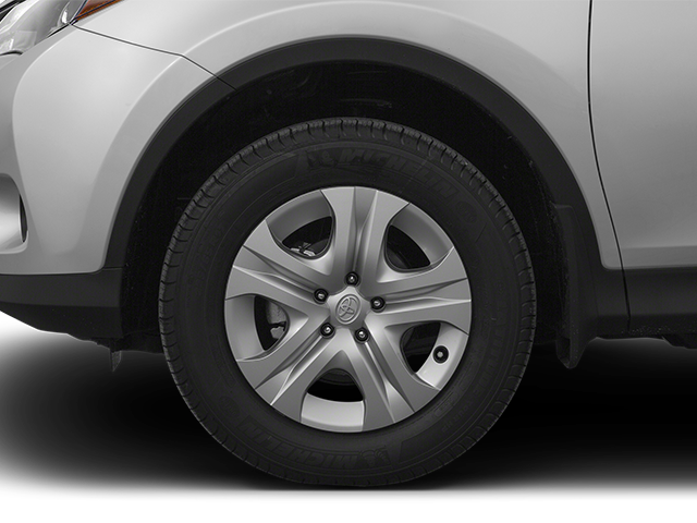 Used 2014 Silver Toyota XLE image 11