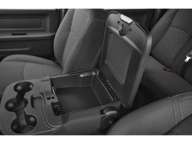 2025 RAM 3500 Laramie - Photo 23