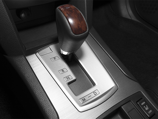Used 2013 Satin White Pearl Subaru 2.5i image 8