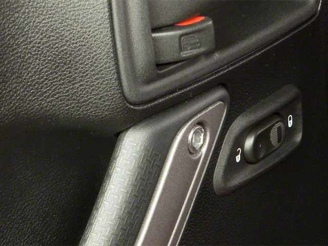 Used 2010 Red Rock Crystal Pearl Jeep Sahara image 19