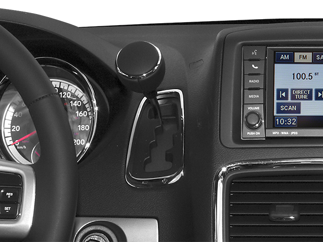Used 2014 Bright White Clearcoat Dodge R/T image 8