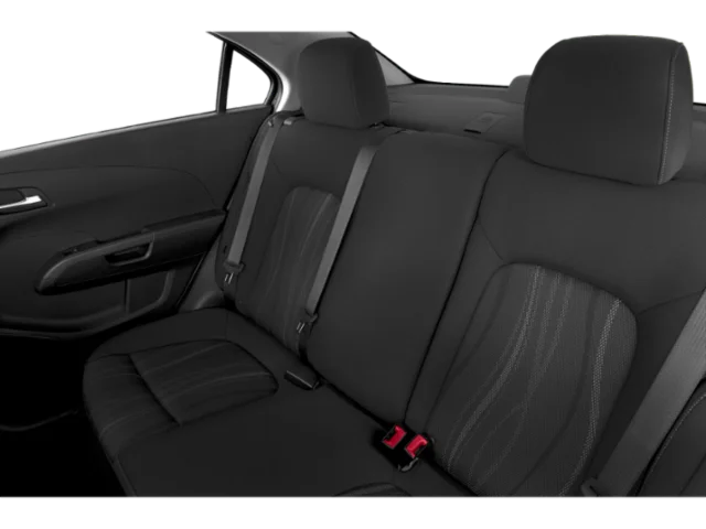 Used 2019 Gray Chevrolet LT image 18