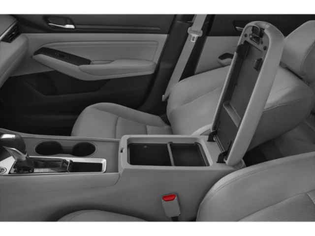 Used 2019 Super Black Nissan 2.5 S image 11