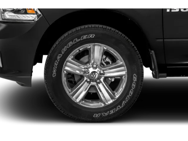 Used 2015 Black Ram Sport image 12