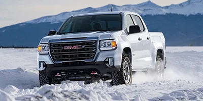 2022 GMC Canyon Denali 4WD Crew Cab Short Box's photo