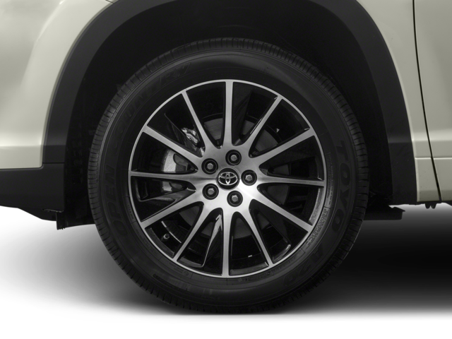 Used 2018 Black Toyota SE image 8