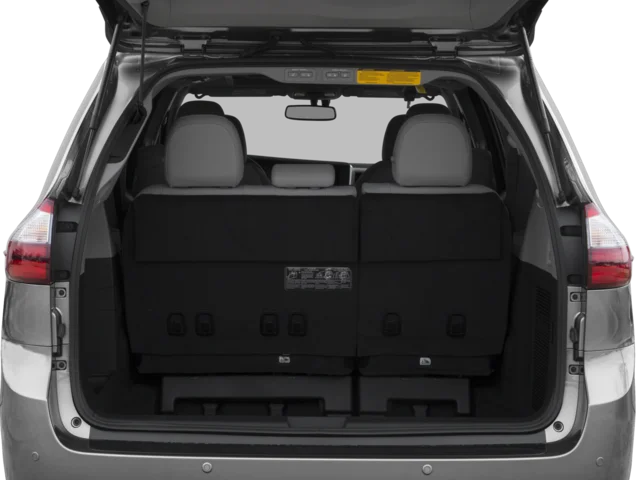 Used 2017 Silver Toyota XLE image 16