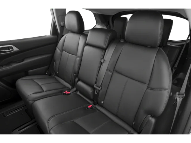 Used 2020 White Nissan Platinum image 11