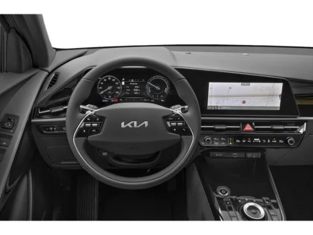 Used 2024 Runway Red Kia Wind image 4