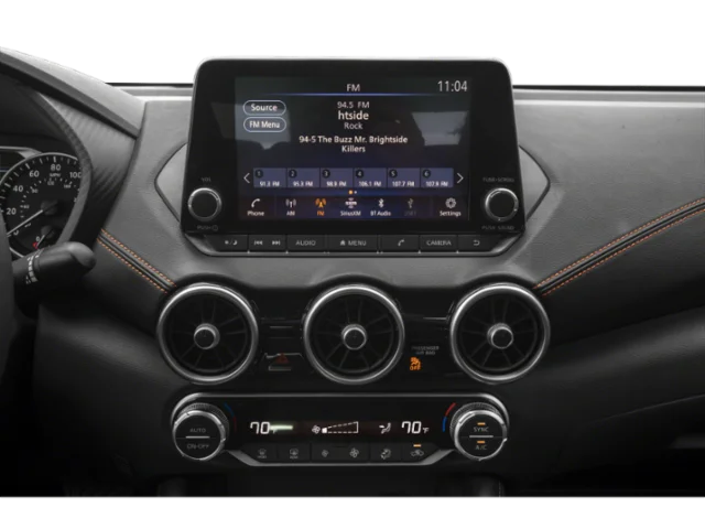 Used 2022 Blue Nissan SR image 7
