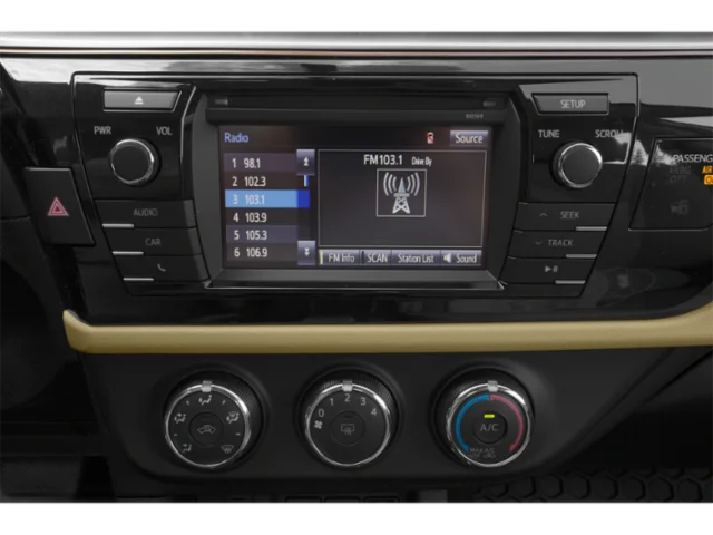 Used 2015 WH Toyota LE image 7