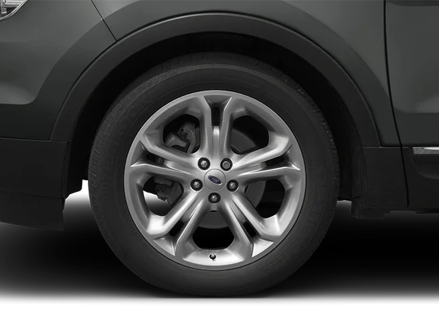 Used 2013 Black Ford Limited image 8