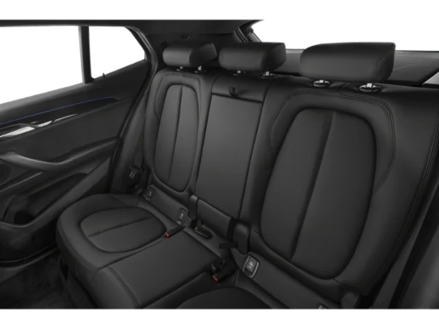 Used 2022 Black BMW sDrive28i image 10
