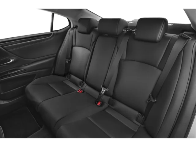 Used 2024  Lexus 350 image 13