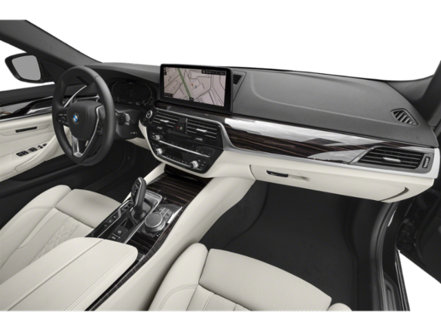 Used 2022 Alpine White BMW 530e iPerformance image 13