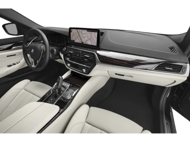Used 2022 White BMW 530e iPerformance image 14