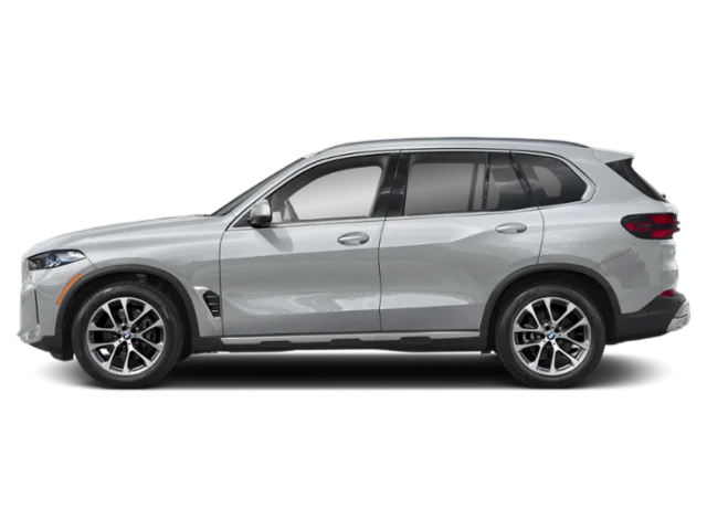 New 2027 Space Silver Metallic BMW 40 xDrive image 3