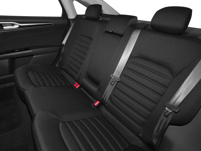 Used 2016 Blue Ford SE image 11