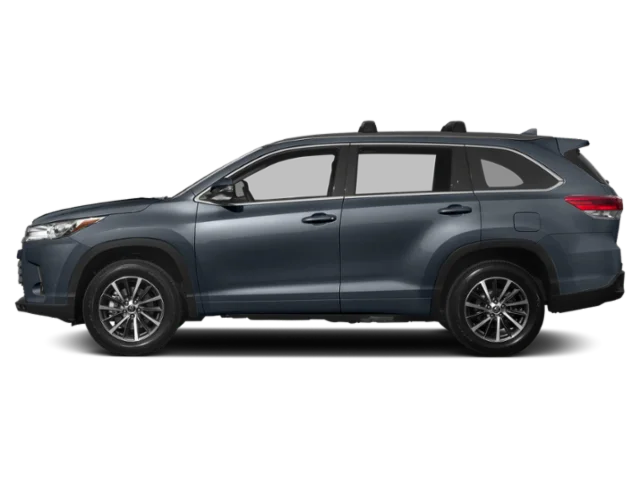 Used 2018 Shoreline Blue Pearl Toyota XLE image 3
