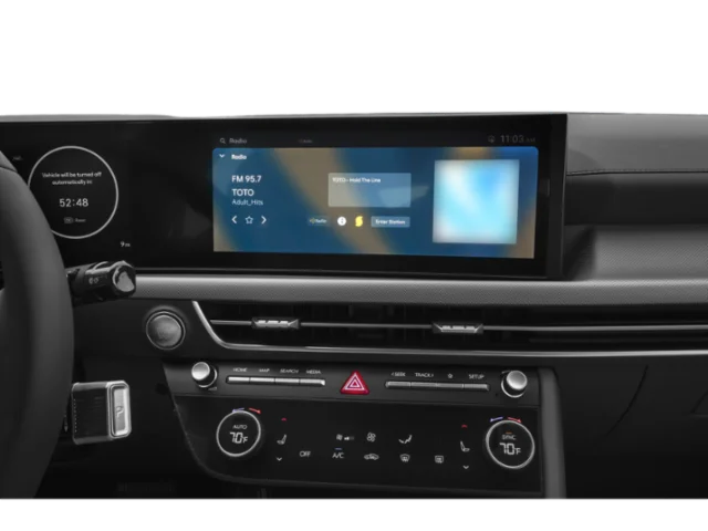Used 2024 Red Hyundai SEL image 8