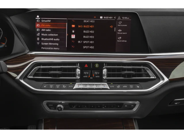 Used 2020 Gray BMW xDrive40i image 7