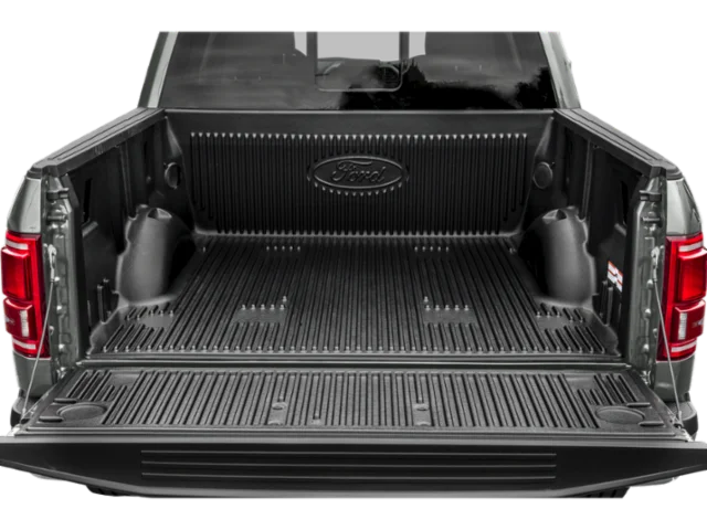 Used 2015 White Platinum Metallic Tri-Coat Ford Lariat image 9