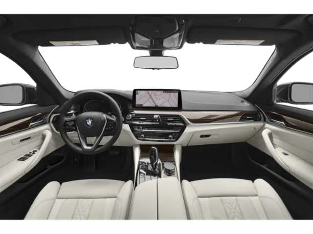 Used 2022 White BMW 530e iPerformance image 7