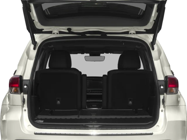 Used 2018 Black Toyota SE image 9