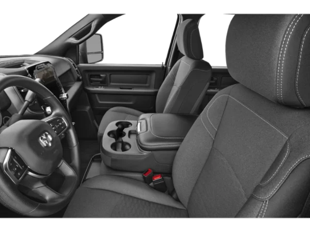 2025 RAM 3500 Laramie - Photo 18