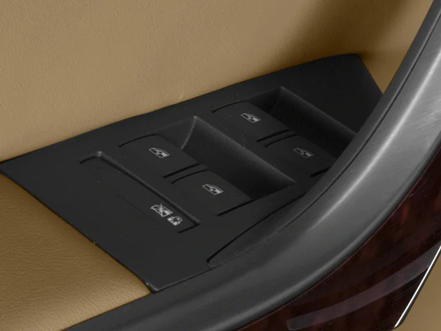 Used 2014 White Buick Convenience Group image 17
