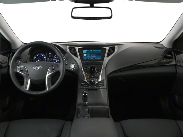 Used 2013 Smoke Gray Metallic Hyundai Base image 11