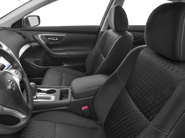 Used 2018 Black Nissan 2.5 SR image 9