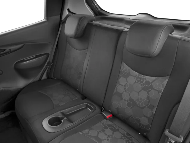 Used 2016 Silver Chevrolet LS image 10