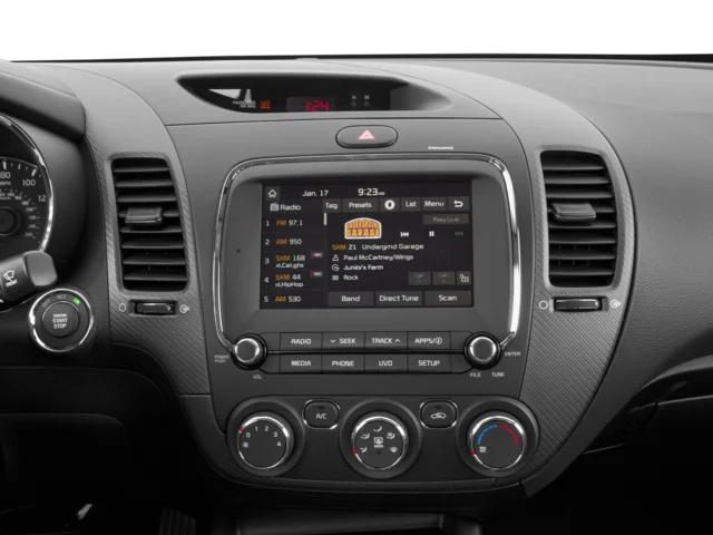 Used 2017 Black Kia S image 9