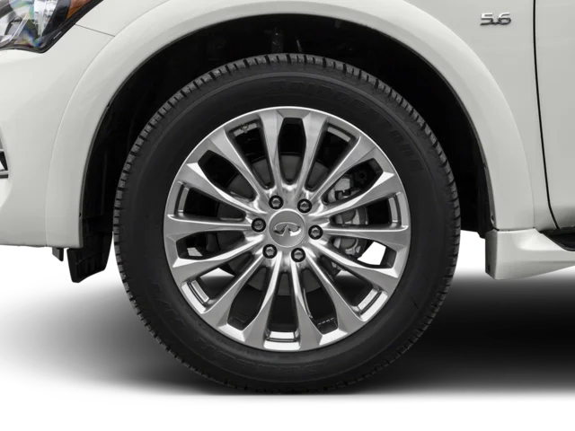 Used 2017  INFINITI RWD image 11