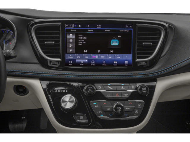 Used 2021 Ocean Blue Metallic Chrysler Touring image 9