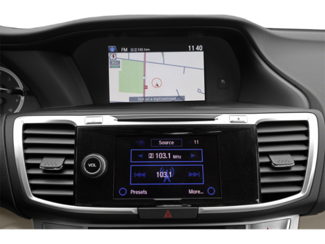 Used 2014 Crystal Black Pearl Honda Touring image 18