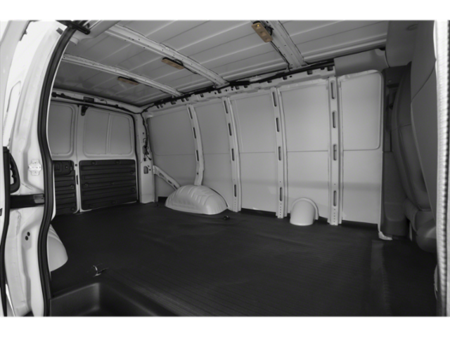 Used 2025 Summit White GMC Work Van image 10