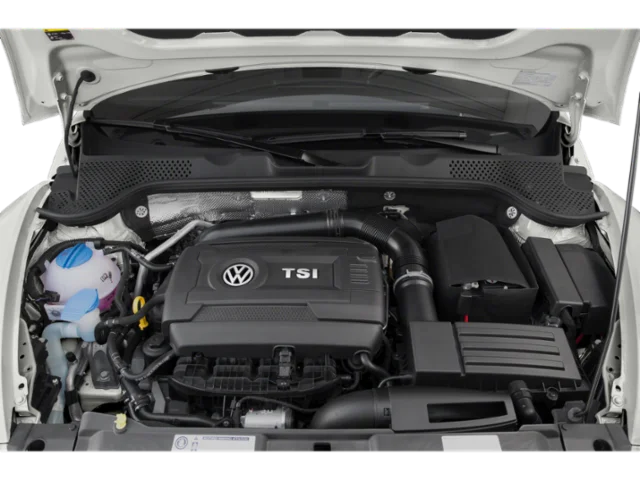 Used 2019 Tornado Red/Black Roof Volkswagen SE image 10
